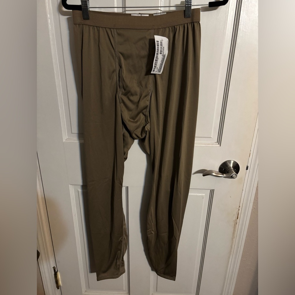 US Army Light Weight Cold Weather (Gen 3) Pants Medium Regular NWT